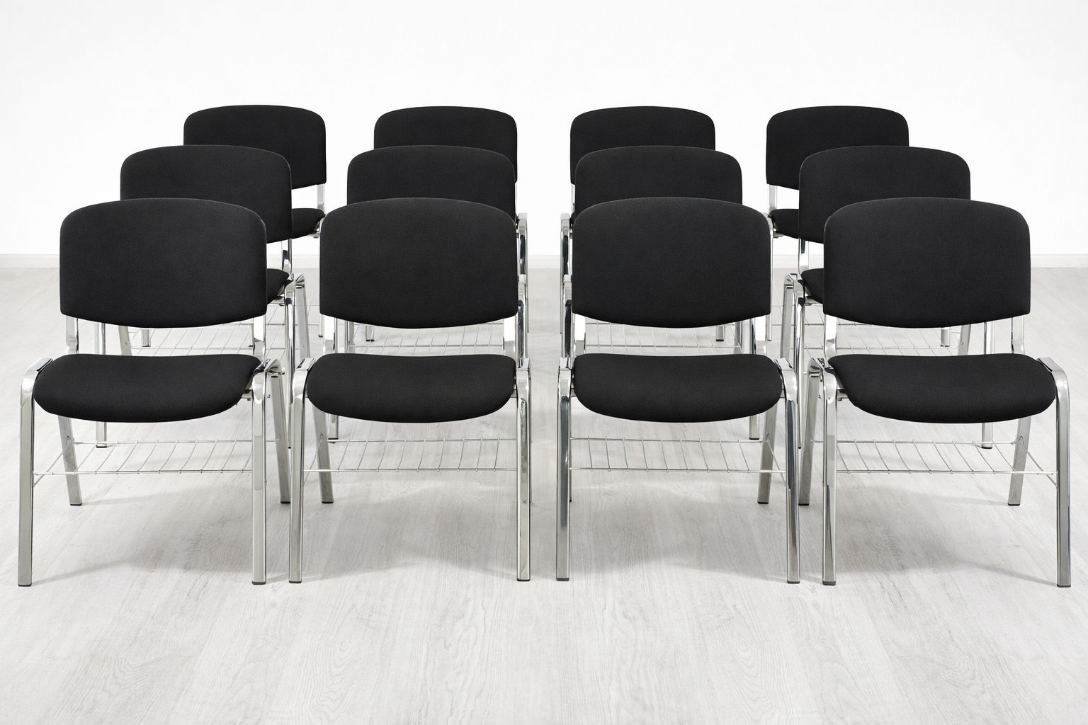 Metal Ayaklı Yazı Tablalı Konferans Sandalyesi